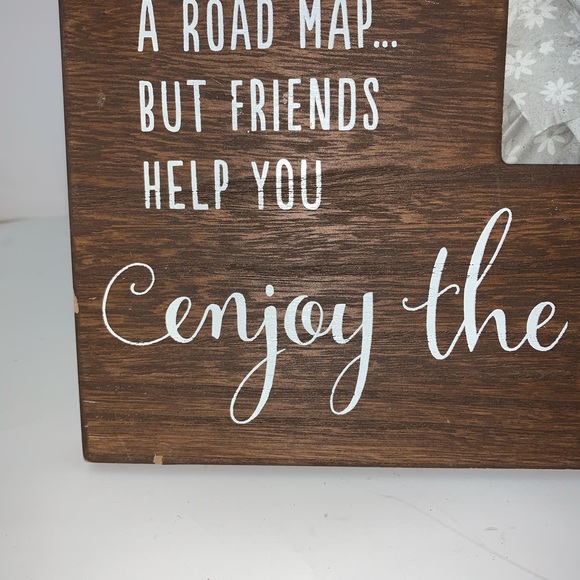 Hallmark Accents Hallmark Wood Friends 4 X 6 Photo Frame Nwt Poshmark